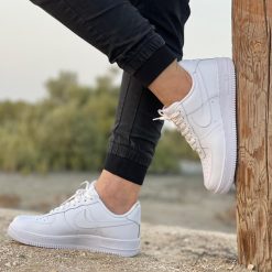 نایک ایرفورس وان سفید Nike Air Force 1 '07 9 نایک ایرفورس وان سفید Nike Air Force 1 '07