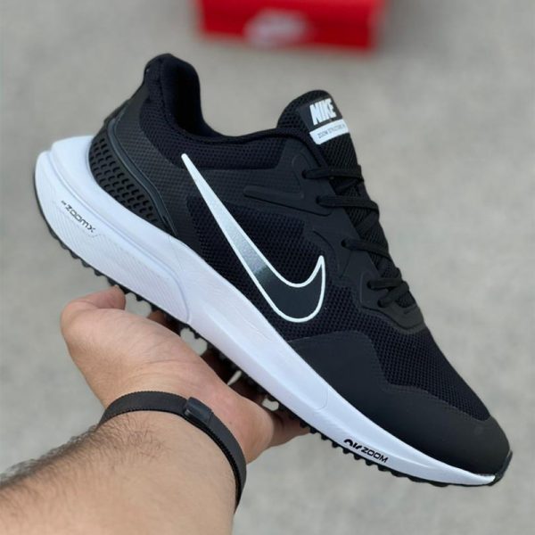 نایک زوم وُمرو Nike Zoom Vomero V16