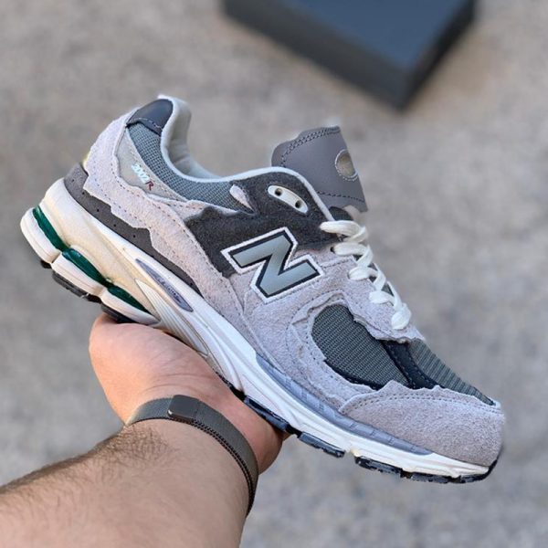 کفش نیوبالانس New Balance 2002R