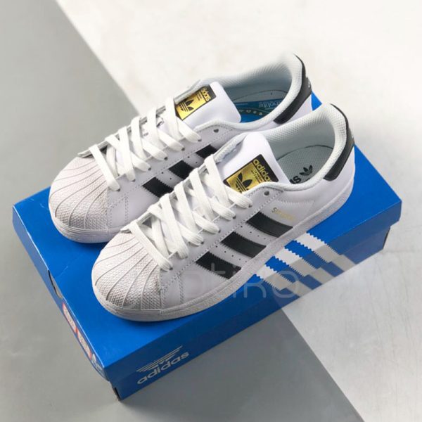 آدیداس سوپر استار Adidas SUPERSTAR