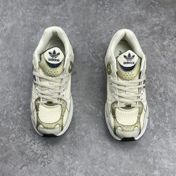 آدیداس آستیر adidas Astir