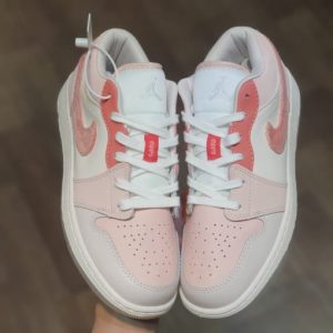 جردن وان مایتی سووشرز پینک Jordan 1 Low Mighty Swooshers Pink DM5443-666