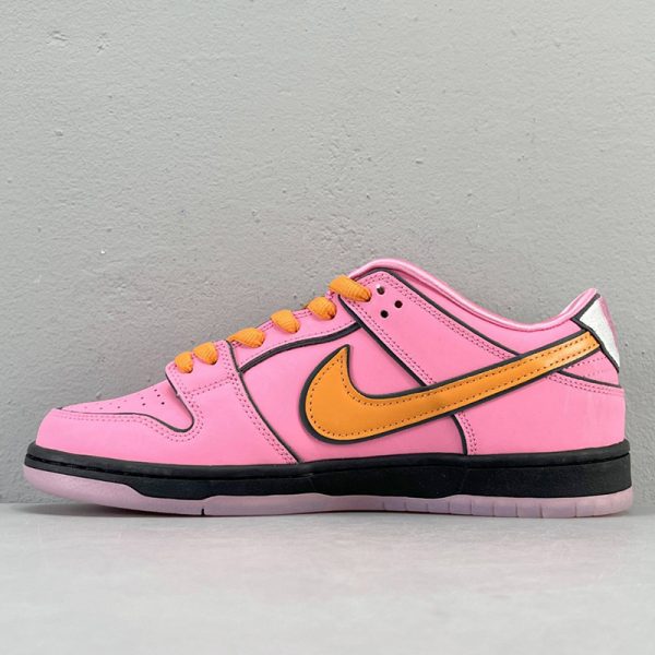 Nike SB Dunk Low The Powerpuff Girls Blossom