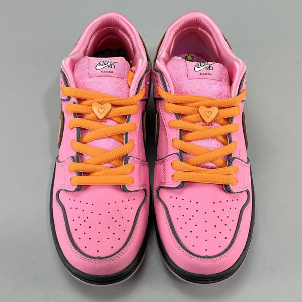 Nike SB Dunk Low The Powerpuff Girls Blossom