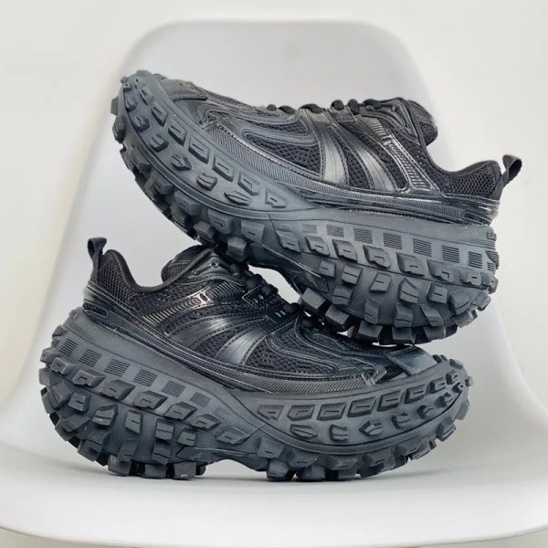 بالنسیاگا بانسر Balenciaga Bouncer Sneaker