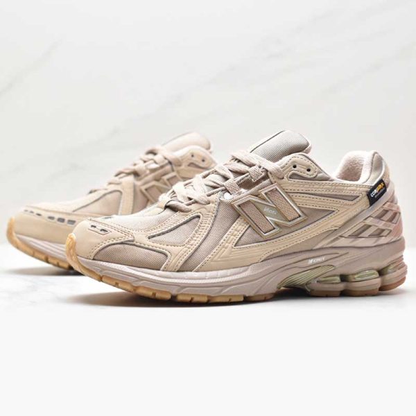 New Balance 1906R Cordura Desert Tan