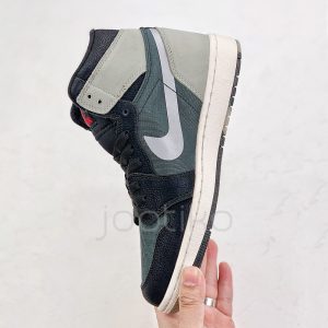 جردن وان گورتکس Jordan 1 Retro High Element Gore-Tex Black Particle Grey