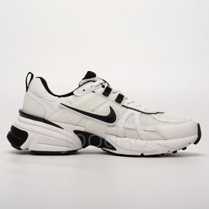 نایک وی تو کی ران Nike V2K Run White Black سفید مشکی