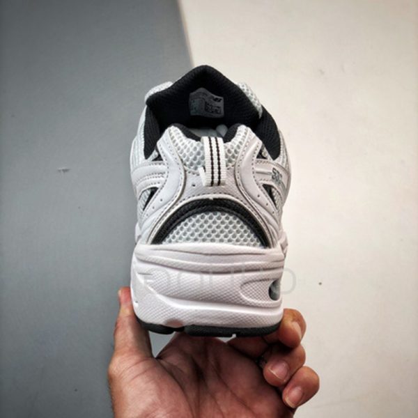 کفش نیوبالانس New Balance 530 White Black Details سفید مشکی