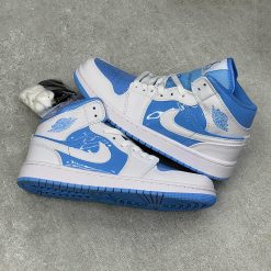 Jordan 1 Mid Legend Blue