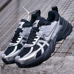 نایک وی تو کی ران Nike V2K Run مشکی سیلور متالیک