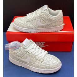 نایک دانک لو سفید طرح پیزلی Nike Dunk Low White Paisley