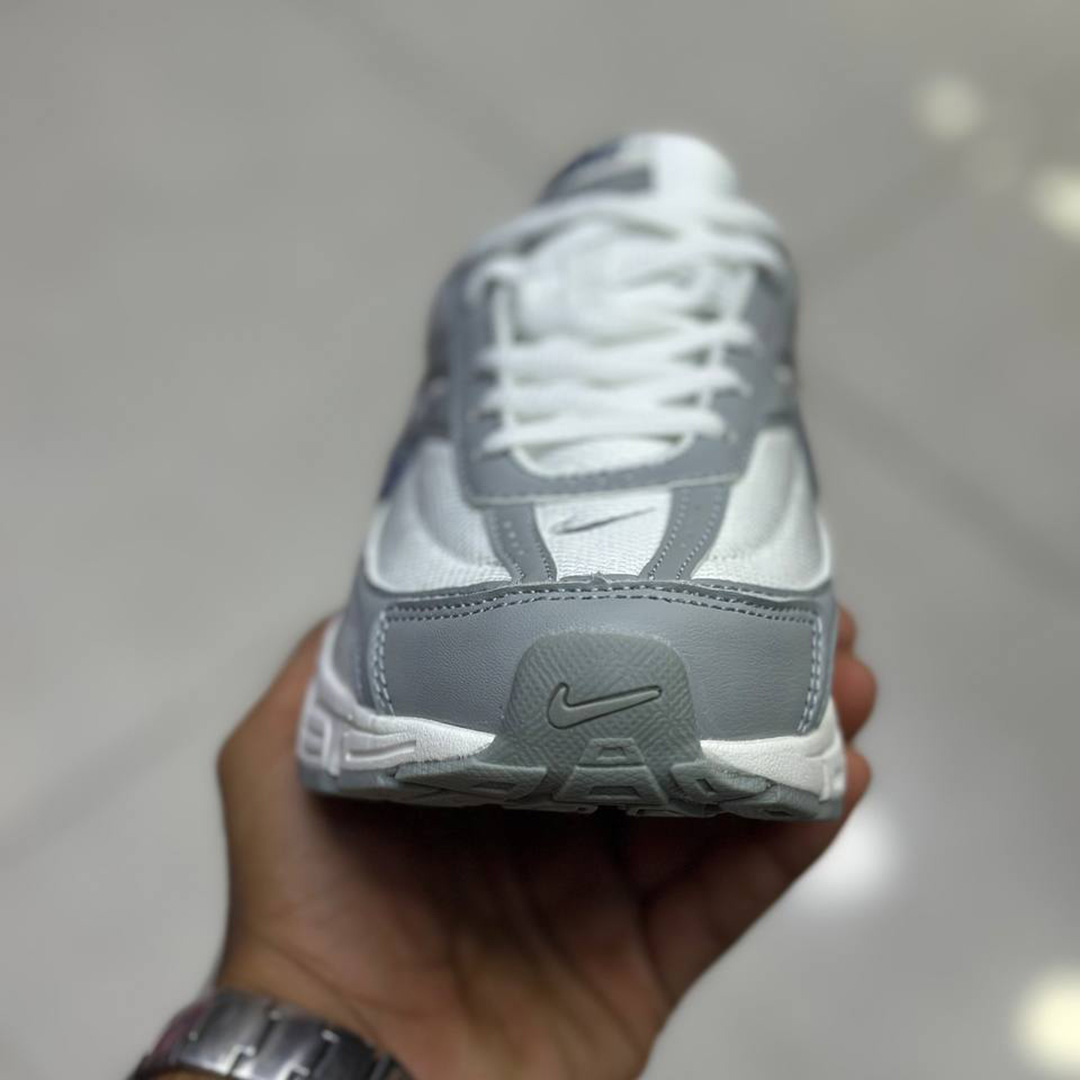 نایک اینیشیتور خاکستری سفید Nike Initiator Summit White Light Smoke Gray HQ1511-121 5 نایک اینیشیتور خاکستری سفید Nike Initiator Summit White Light Smoke Gray HQ1511-121