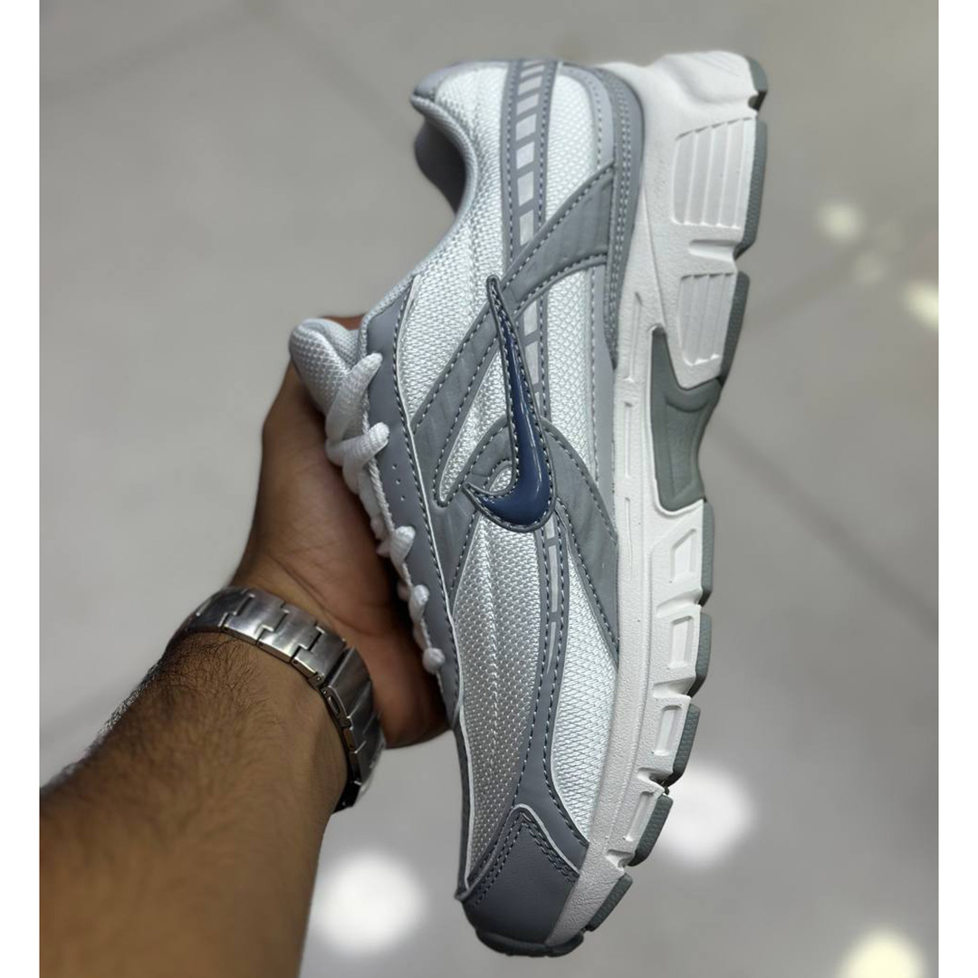 نایک اینیشیتور خاکستری سفید Nike Initiator Summit White Light Smoke Gray HQ1511-121 3 نایک اینیشیتور خاکستری سفید Nike Initiator Summit White Light Smoke Gray HQ1511-121