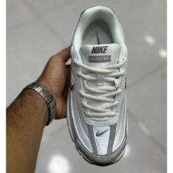 نایک اینیشیتور سفید خاکستری قهوهای Nike Initiator Phantom Light Bone Sail Brown IB4339-001 10 نایک اینیشیتور سفید خاکستری قهوهای Nike Initiator Phantom Light Bone Sail Brown IB4339-001