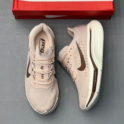 Home 35 نایک پگاسوس پلاس صورتی کرم قهوهای Nike Pegasus Plus 2